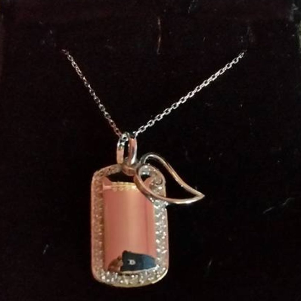 Engraveable Dog Tag & Heart Pendant Necklace